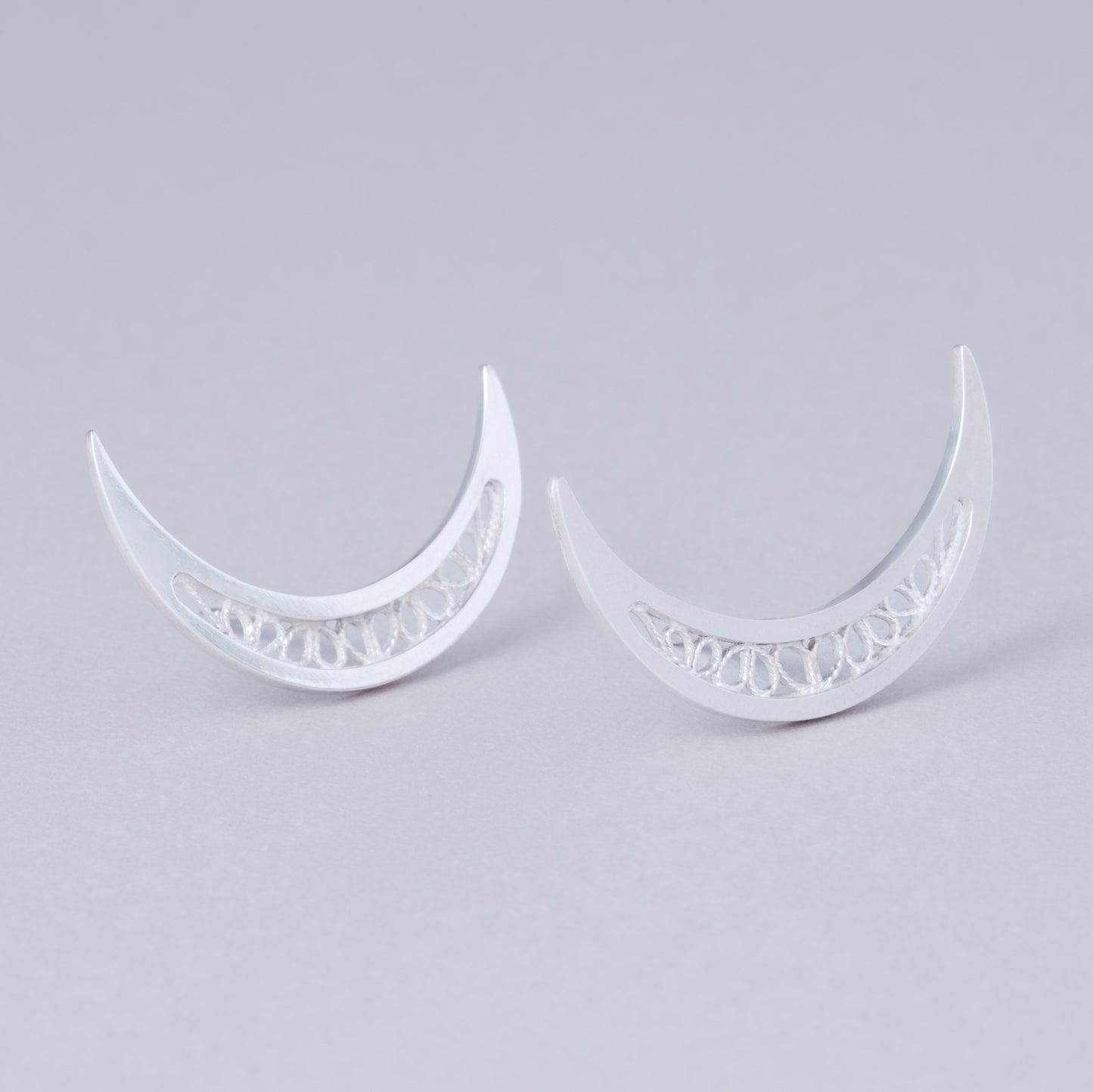 pre-order / moon pierce
