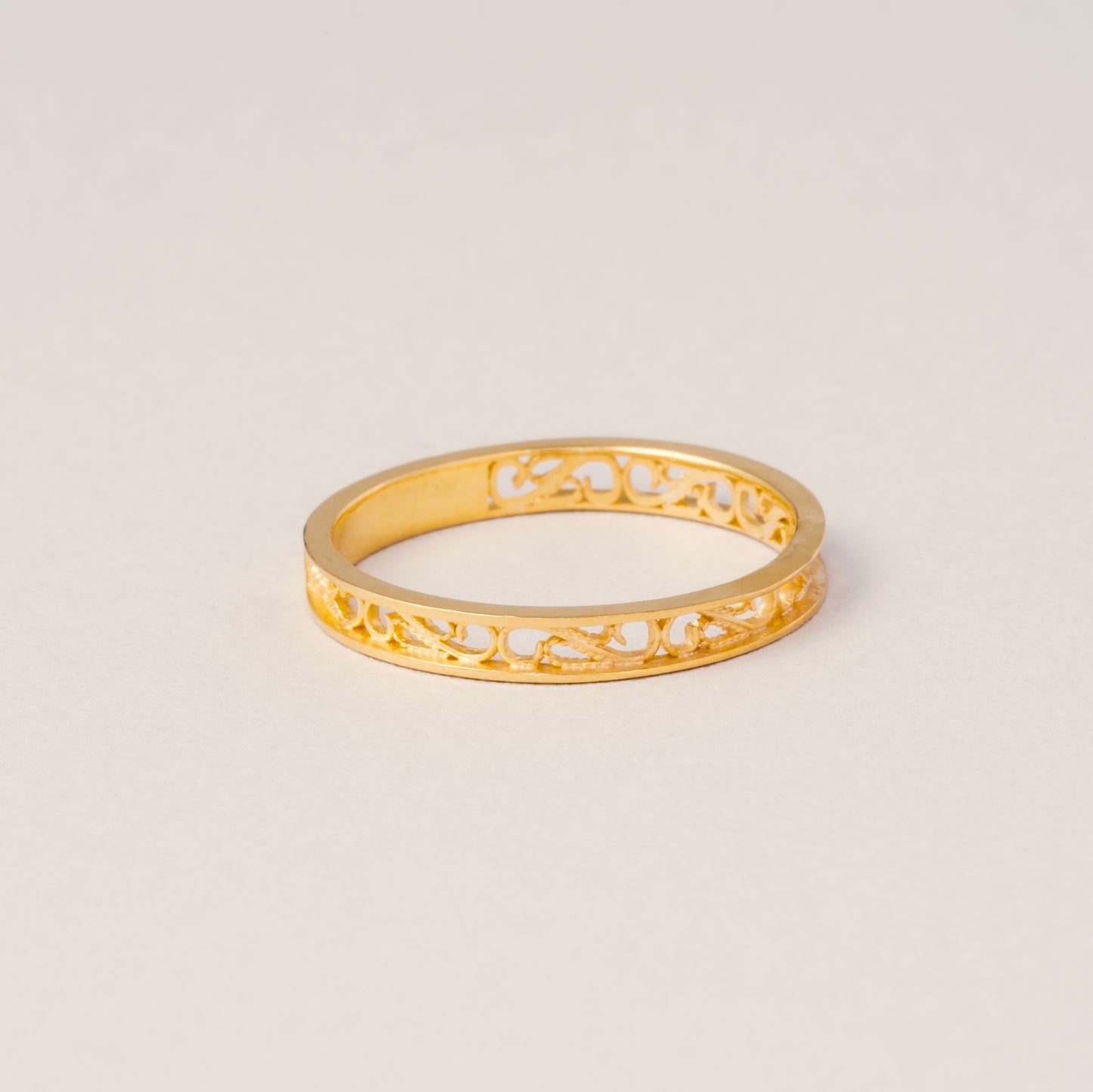 pre-order / thin ring - gold