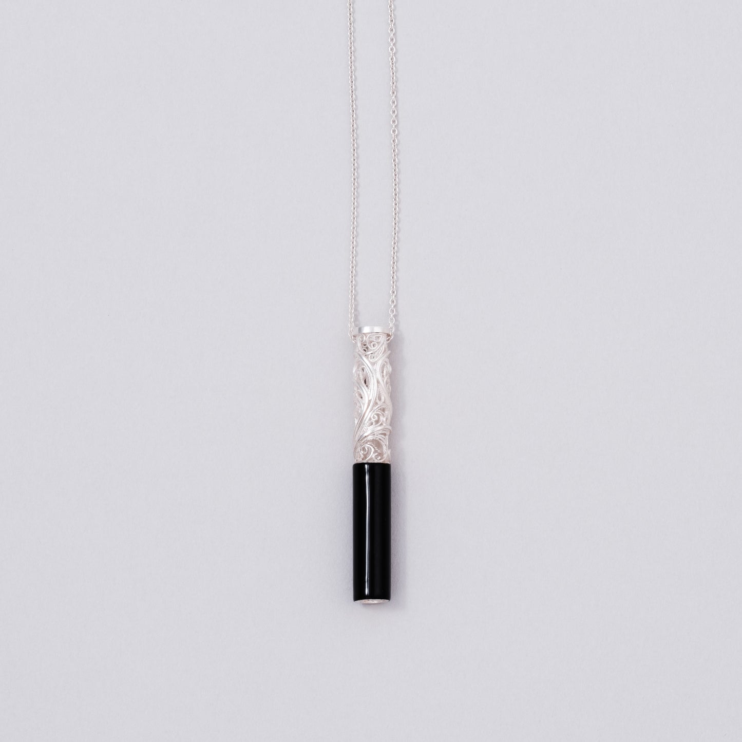 pre-order / urushi tourou necklace