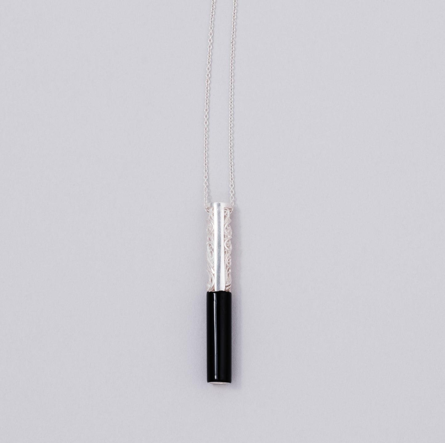 pre-order / urushi tourou necklace