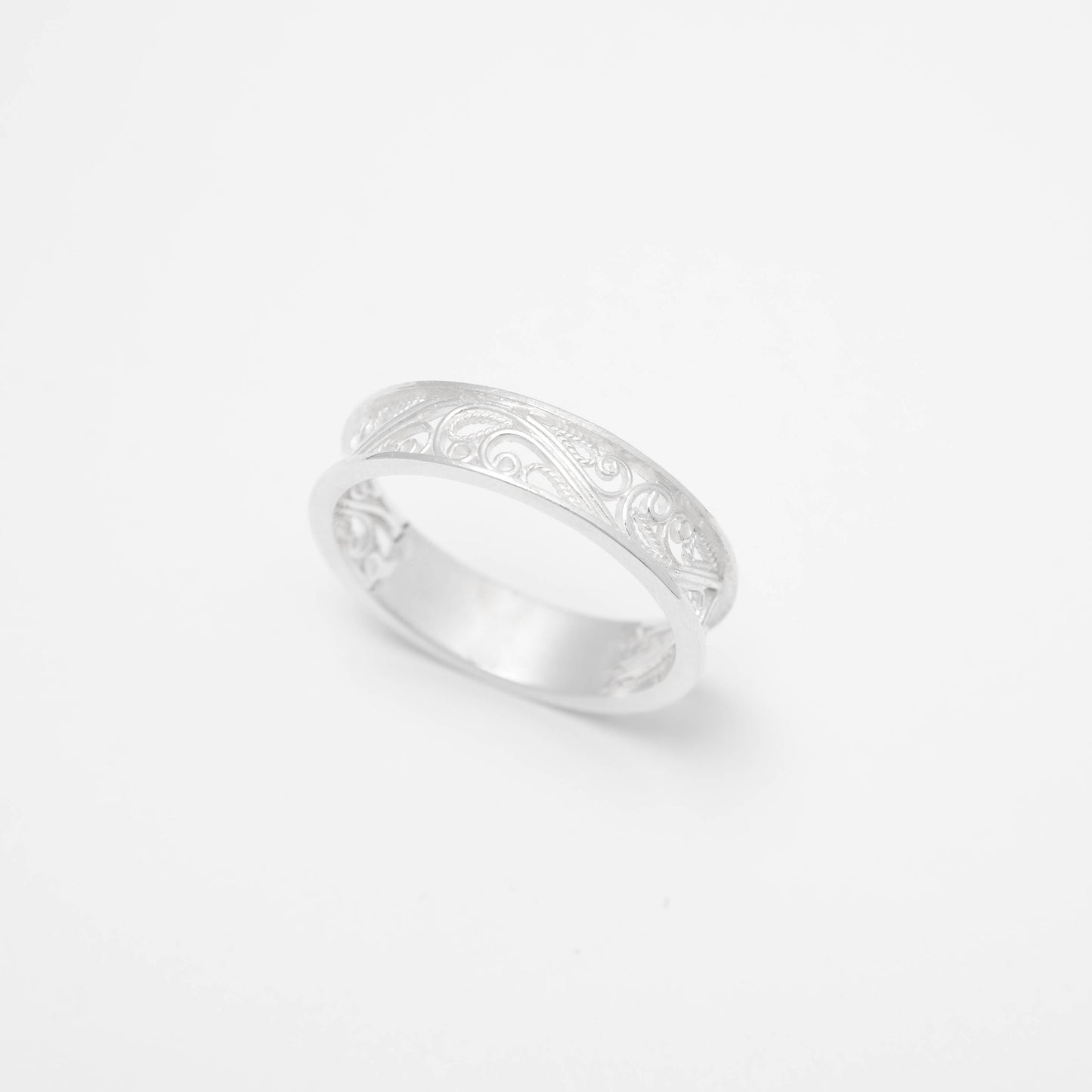 pre-order / standard ring