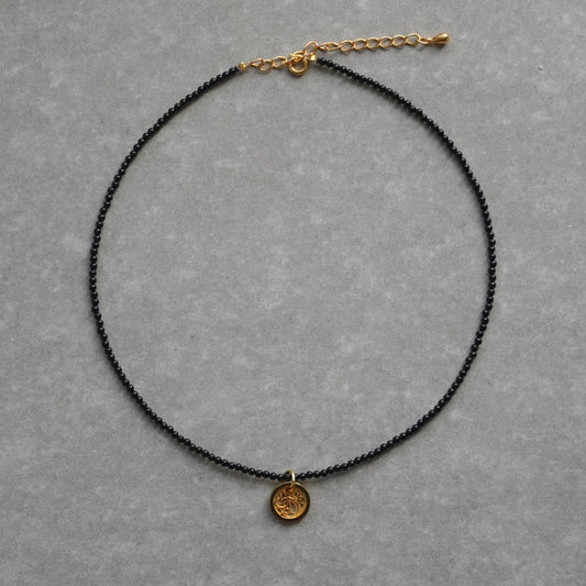 circle charm onyx choker - gold