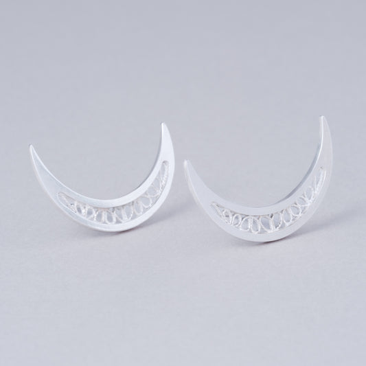pre-order / moon pierce